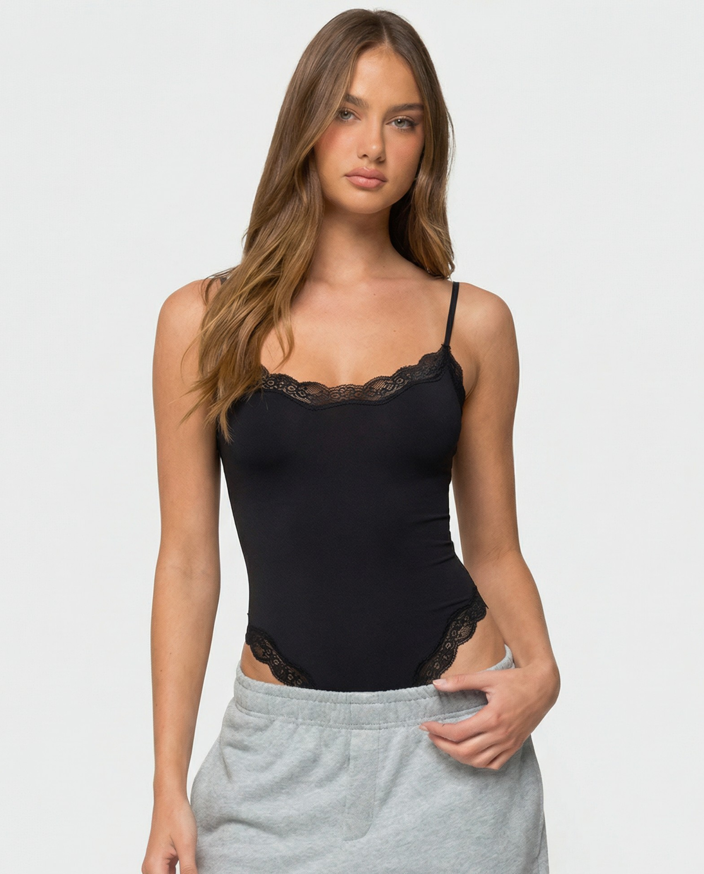 Bodysuit i spets med babydolldesign