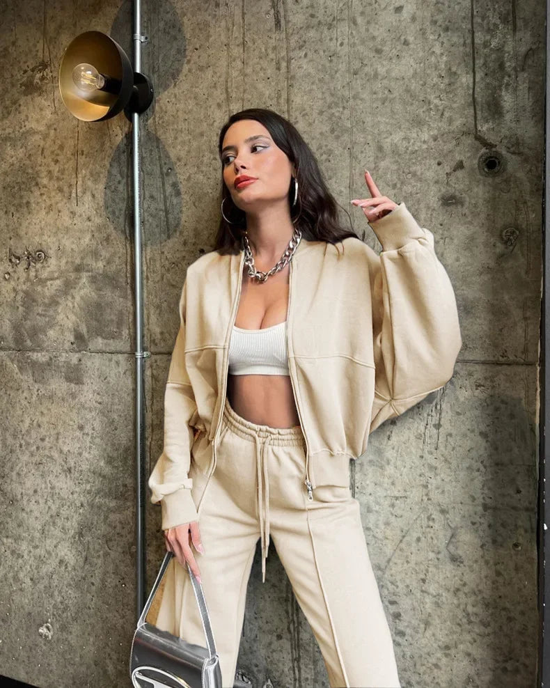 VERA | Mysig, oversize träningsdräkt