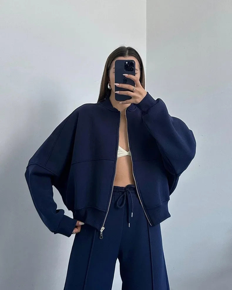 VERA | Mysig, oversize träningsdräkt