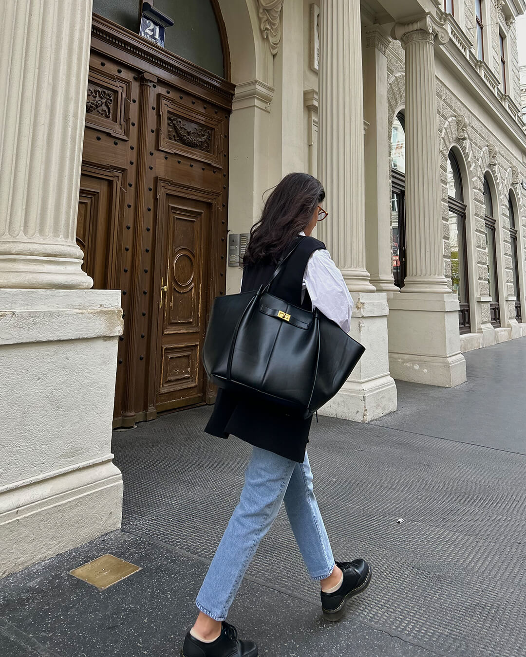 VERA | Luxe Curve Shopper